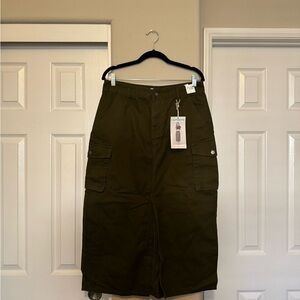 Women’s Olive Cargo Skirt